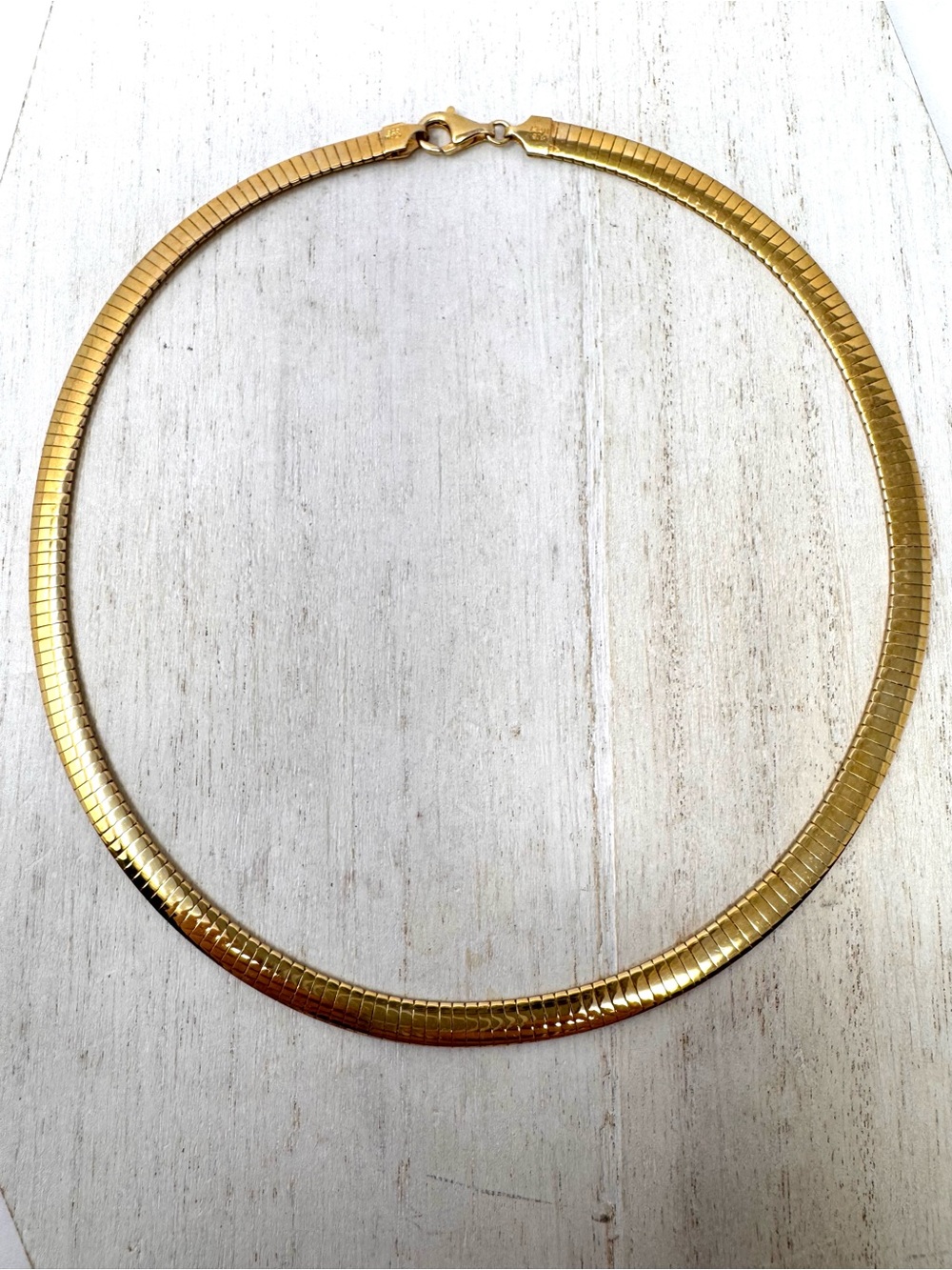 Looks like 14K - but is sterling silver Omega necklace, made in Italy - Picture 5 of 16